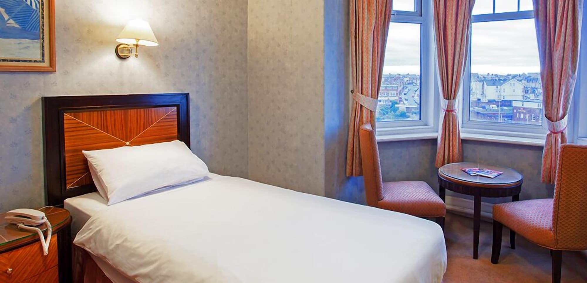 The Savoy Hotel (Adults Only) Блекпул Екстериор снимка