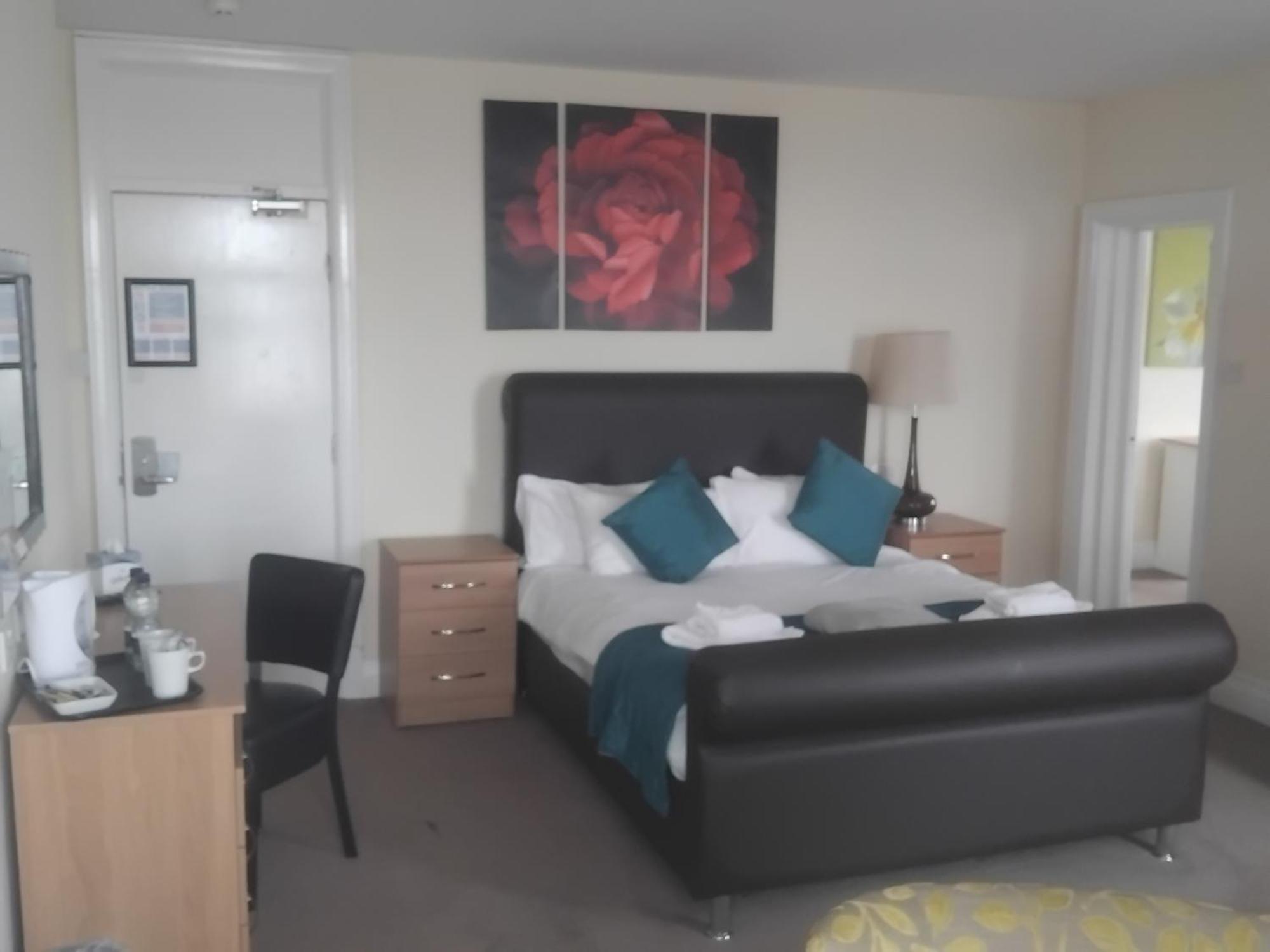 The Savoy Hotel (Adults Only) Блекпул Екстериор снимка