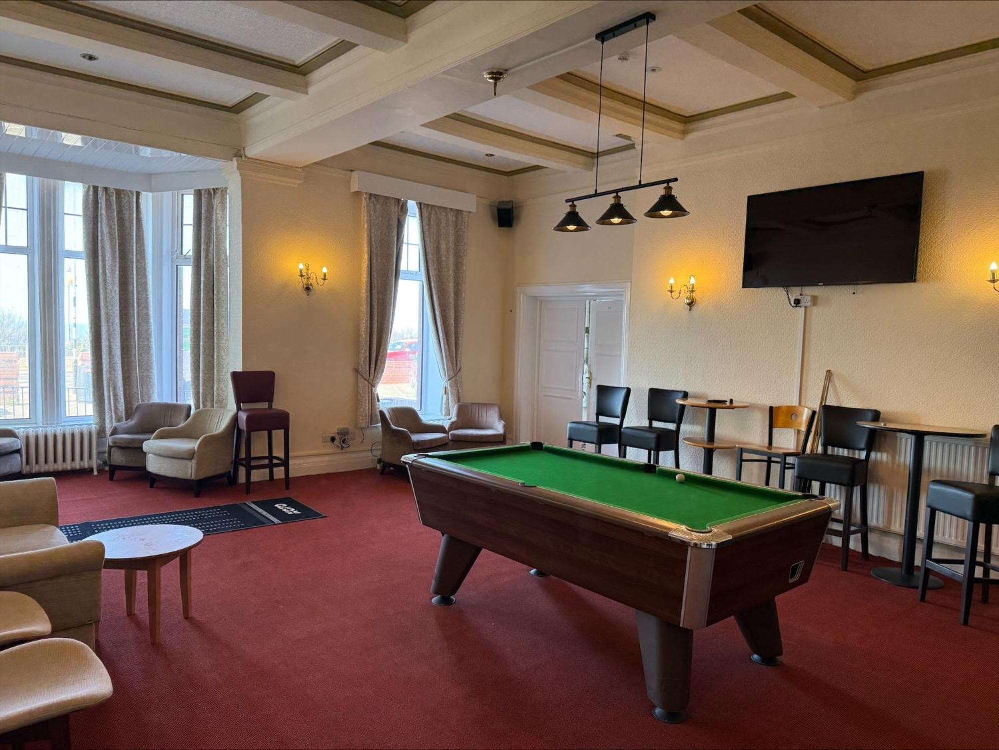 The Savoy Hotel (Adults Only) Блекпул Екстериор снимка
