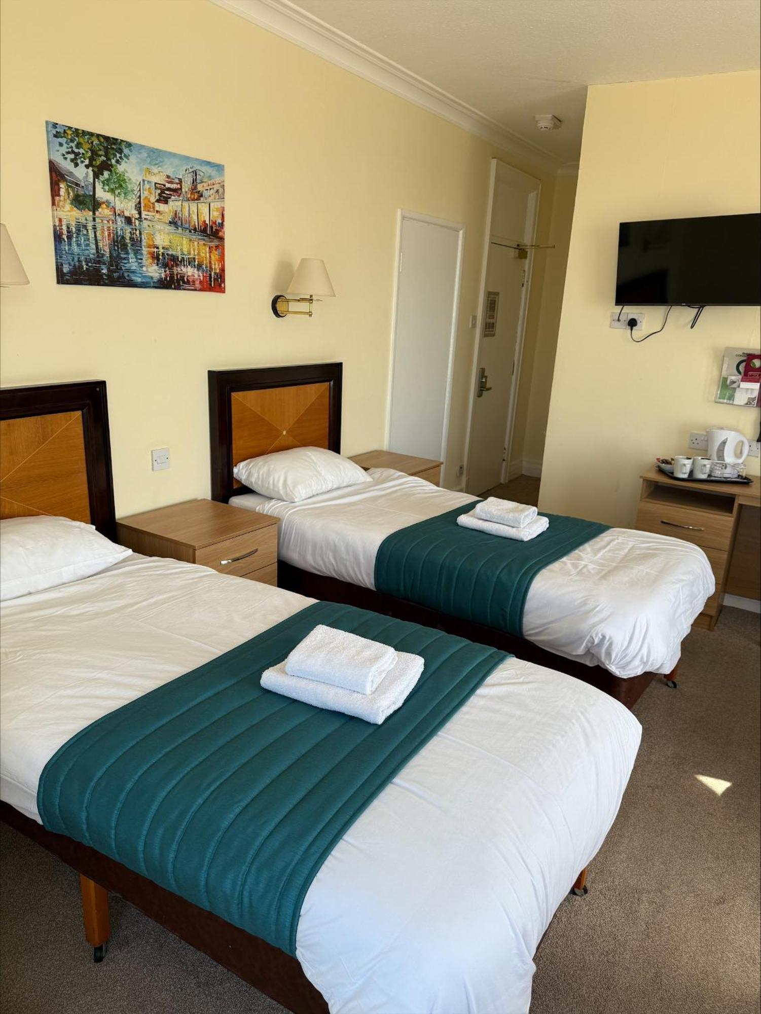The Savoy Hotel (Adults Only) Блекпул Екстериор снимка