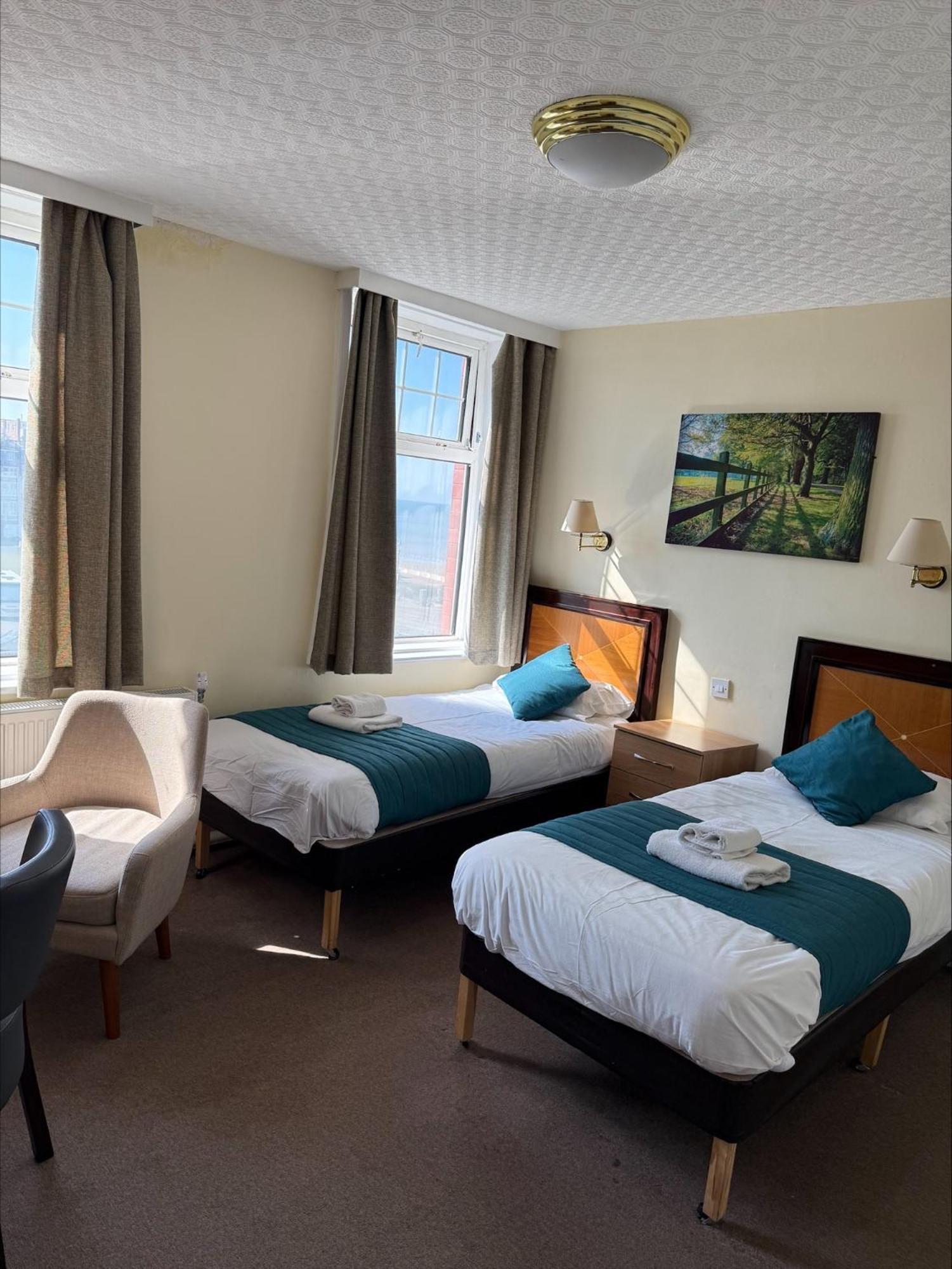 The Savoy Hotel (Adults Only) Блекпул Екстериор снимка