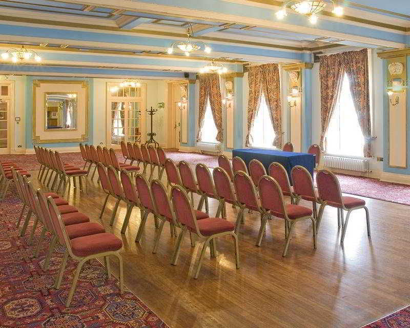 The Savoy Hotel (Adults Only) Блекпул Бизнес снимка