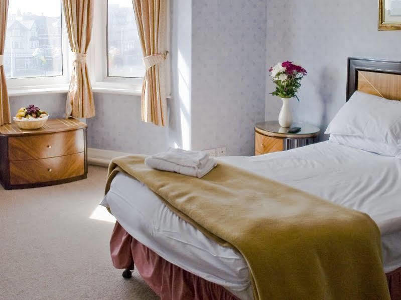 The Savoy Hotel (Adults Only) Блекпул Екстериор снимка